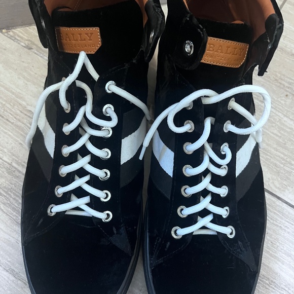 Bally Hedern Men’s Black Mix Silk Fabric High-Top Sneaker- 14